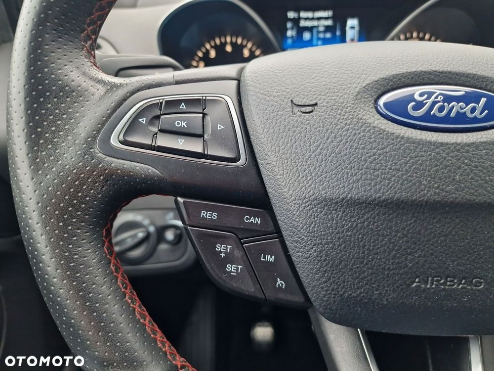 Ford Kuga 1.5 EcoBoost FWD ST-Line - 20