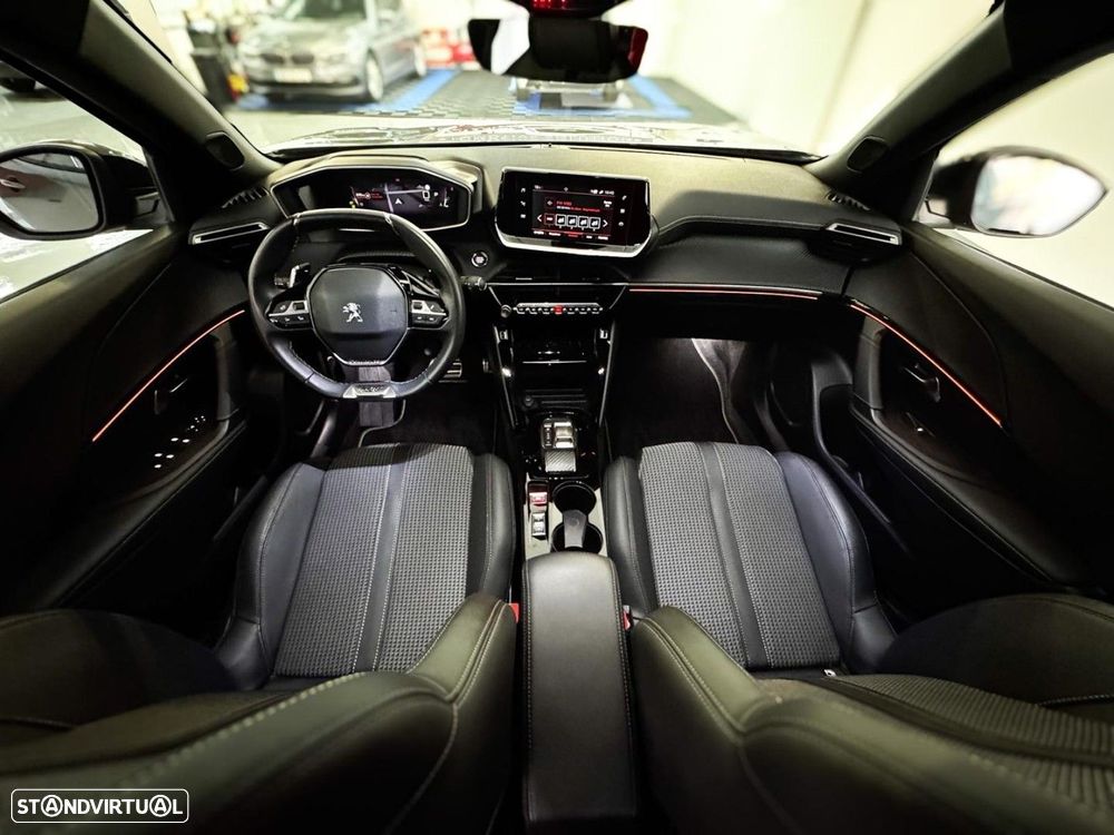 Peugeot 2008 1.2 PureTech GT Pack EAT8 - 8