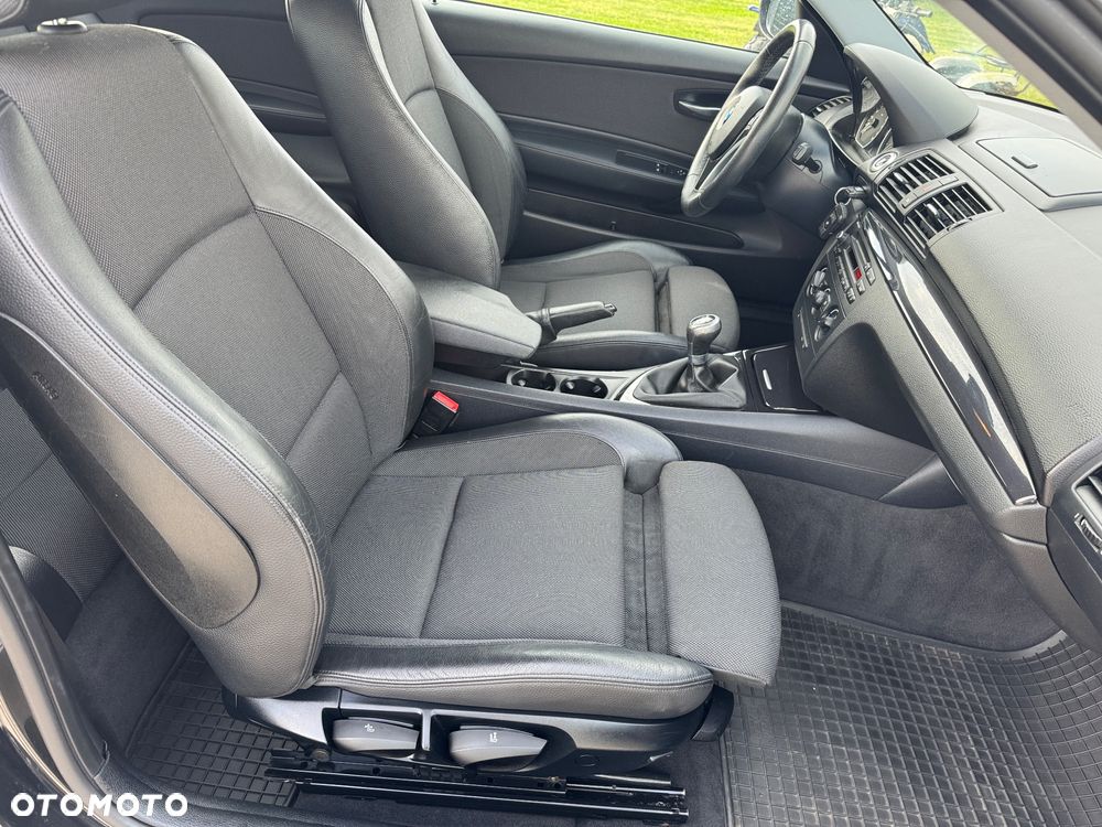 BMW Seria 1 118d DPF Edition Sport - 24