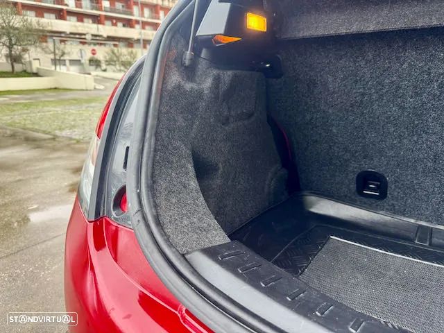 Lancia Ypsilon 1.2 8v Black & Red Edition - 22