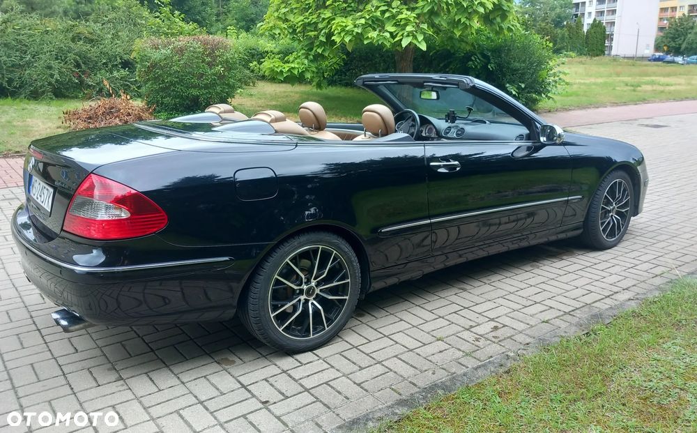 Mercedes-Benz CLK - 3