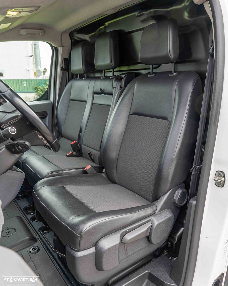 Opel Vivaro 2.0 CDTi L2H1 Essentia Inc - 16