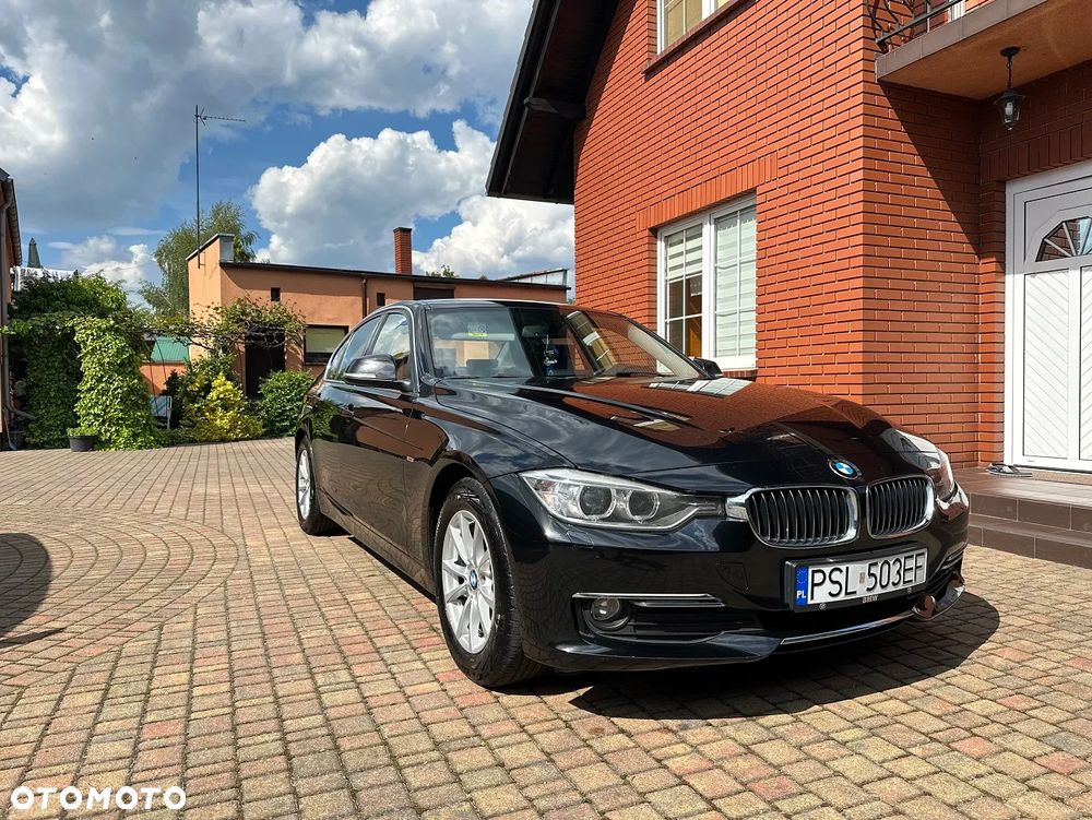 BMW Seria 3 320d Efficient Dynamics Luxury Line - 4