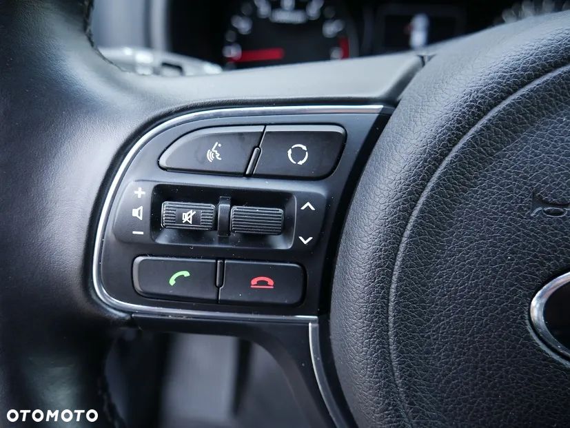 Kia Sportage 1.6 GDI 2WD Dream-Team Edition - 13