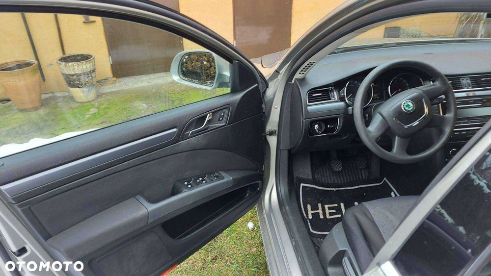 Skoda Superb 1.9 TDI Comfort - 4