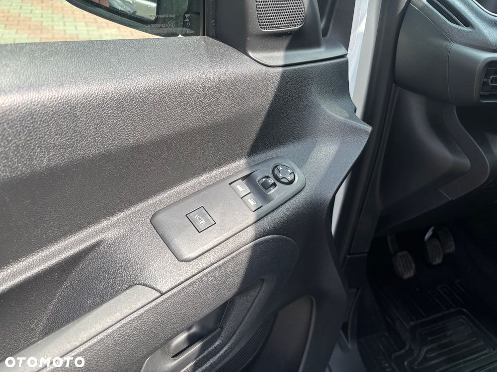 Toyota Proace City - 11