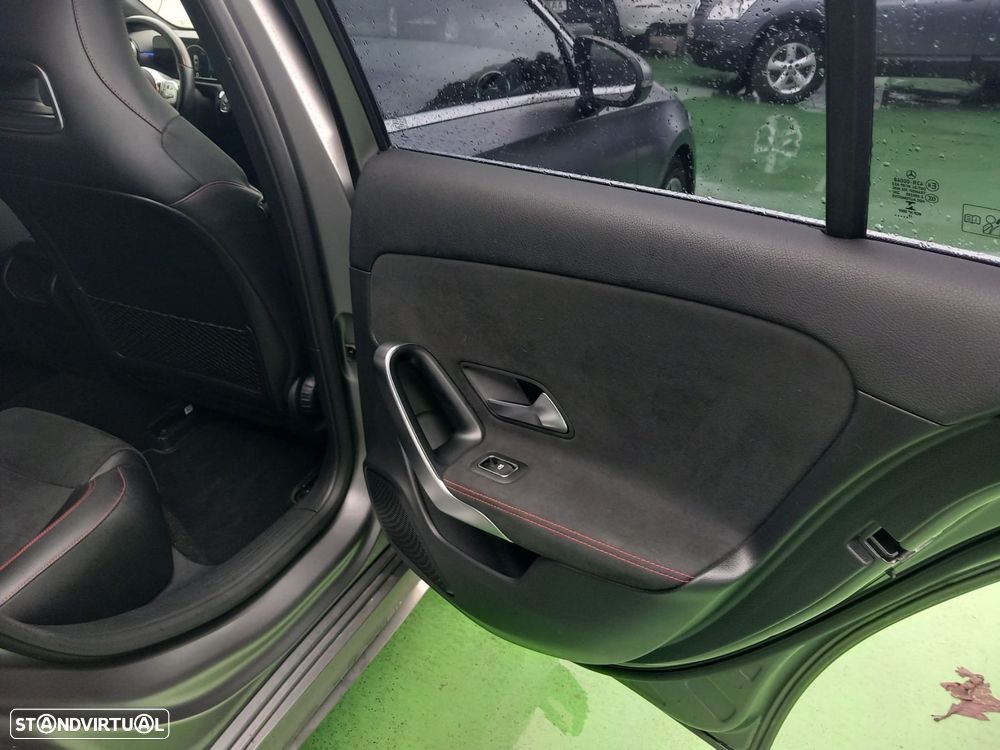 Mercedes-Benz A 180 d AMG Line - 22