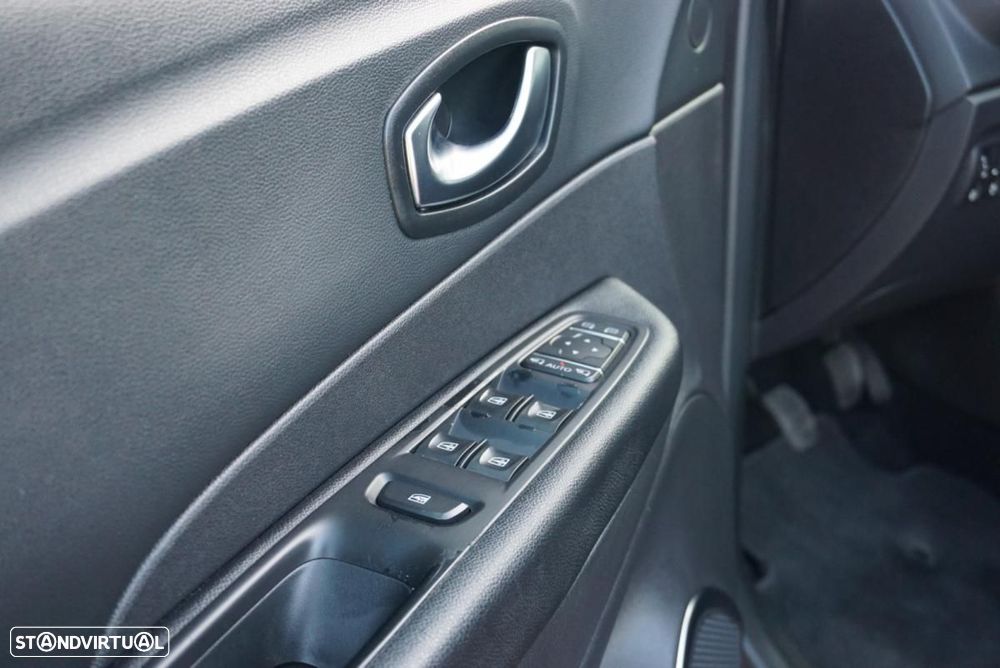 Renault Captur 1.5 dCi Red Edition - 27