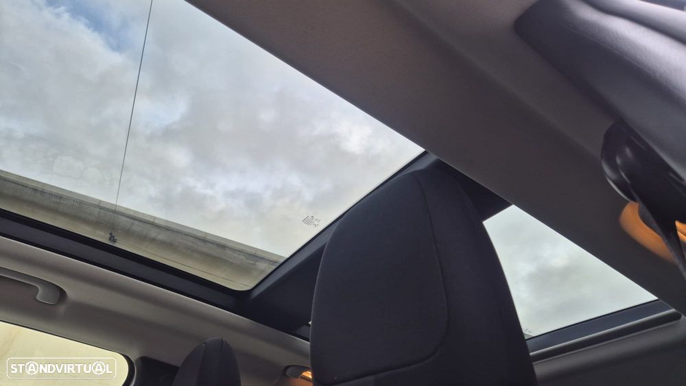 Jeep Renegade 1.0 T Orange Edition - 16