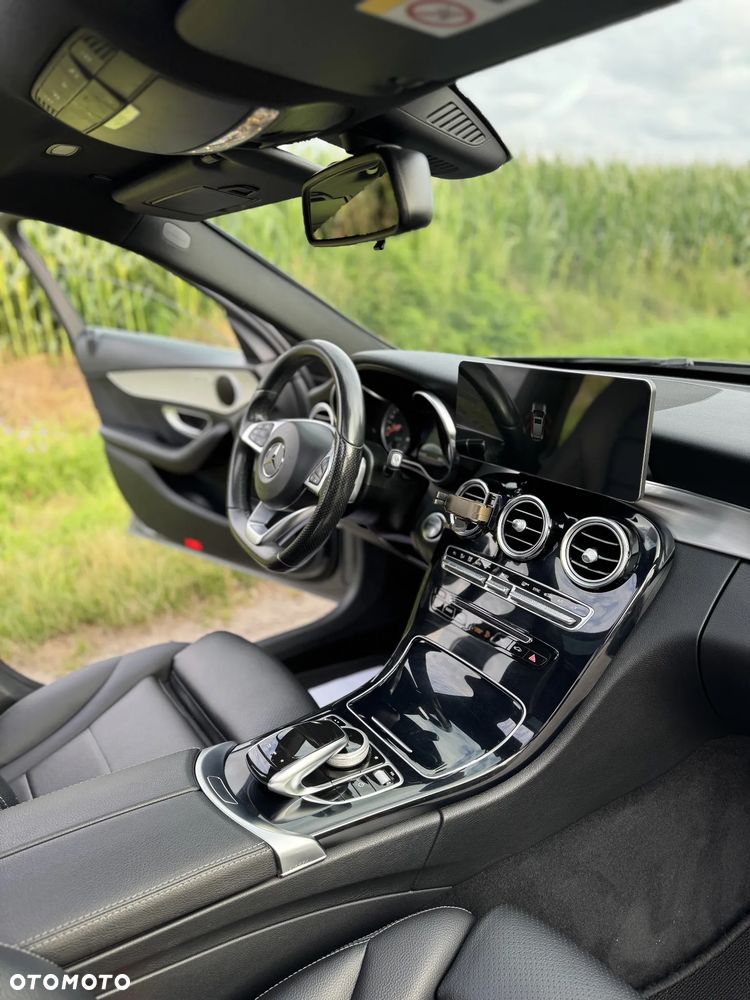Mercedes-Benz Klasa C 220 d 9G-TRONIC - 23