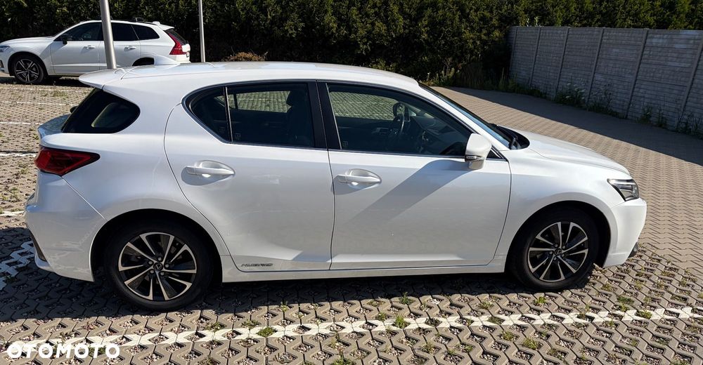 Lexus CT 200h Elegance - 3