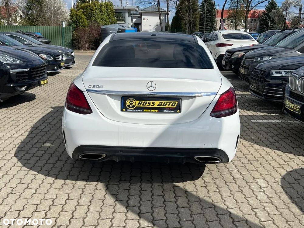Mercedes-Benz Klasa C 300 9G-TRONIC Avantgarde - 8