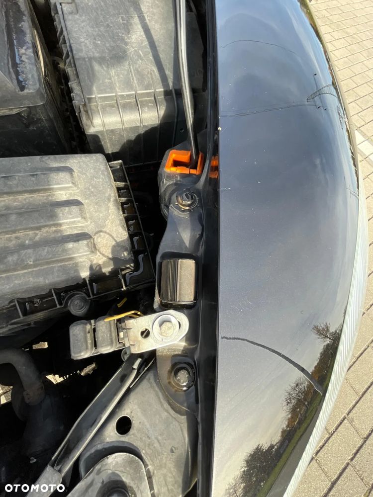 Skoda Octavia Combi 2.0 TDI CR DPF DSG RS - 21