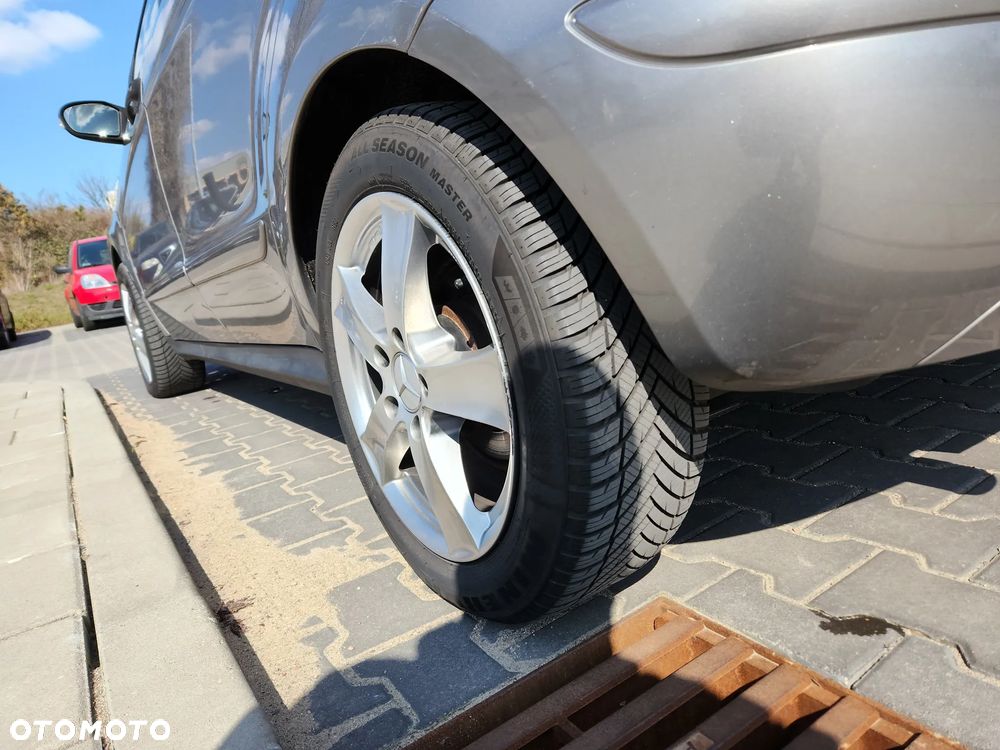 Mercedes-Benz Klasa A 150 Classic Polar Star - 5