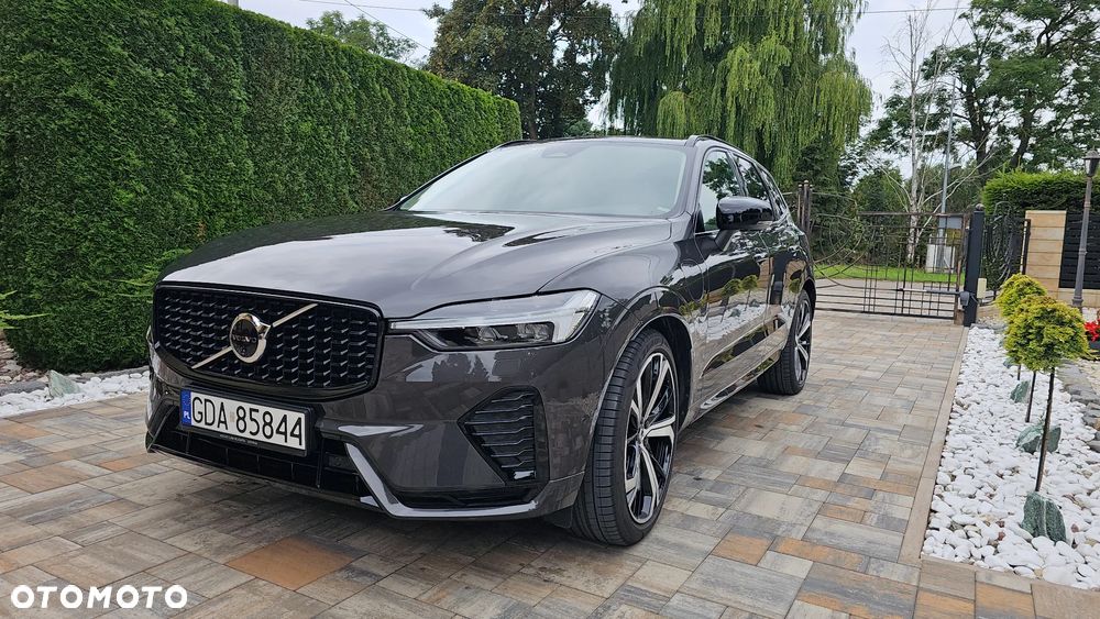 Volvo XC 60 T8 Plug-In Hybrid AWD Ultimate Dark - 1