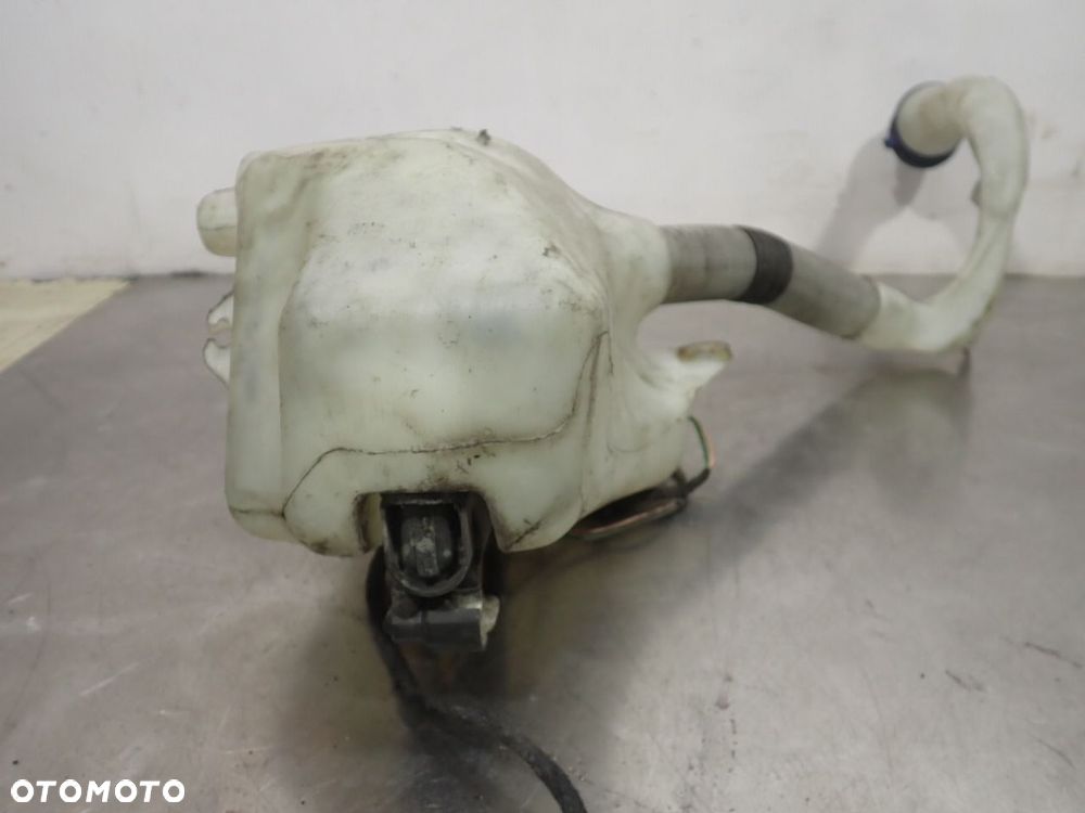 ZBIORNICZEK SPRYSKIWACZY CITROEN C2 - 6