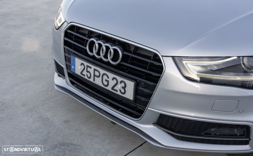 Audi A4 Avant 2.0 TDI Business Line S-line - 16