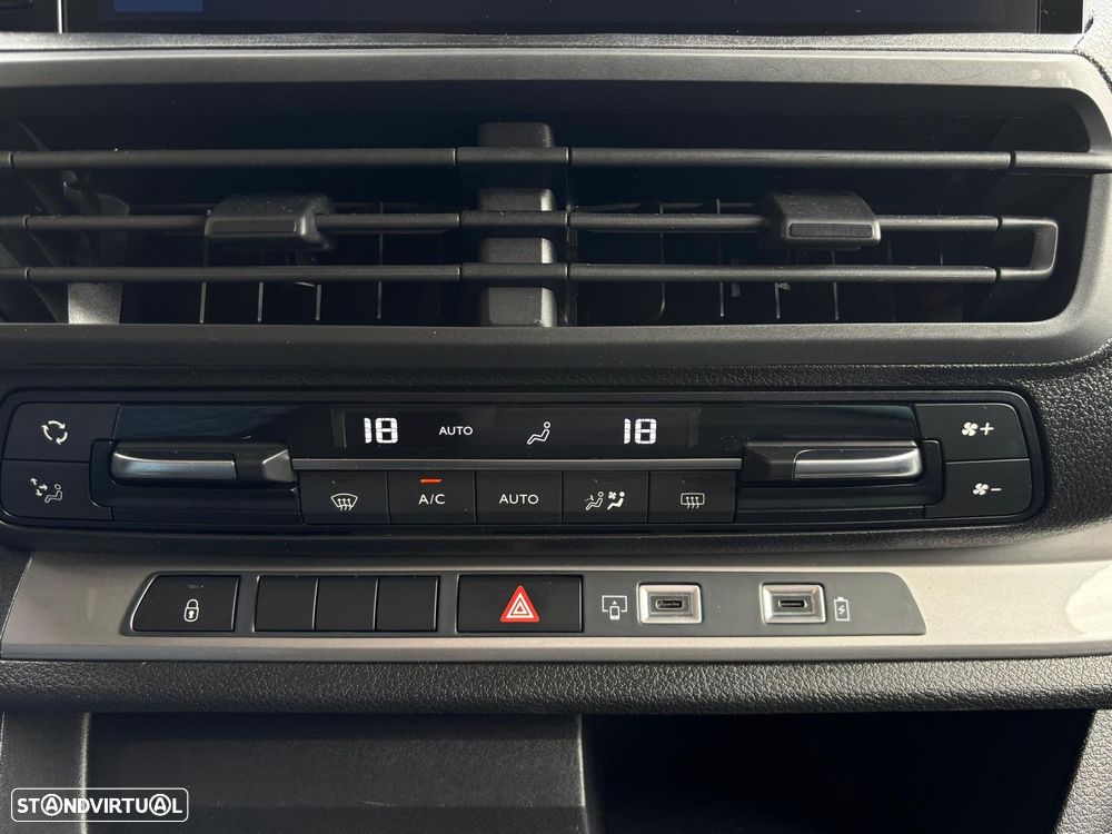 Peugeot e-Expert 75 kWh Semi-Vidrado Premium Long - 12