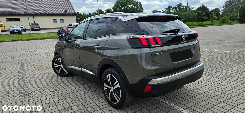 Peugeot 3008 HDi 115 Allure - 4