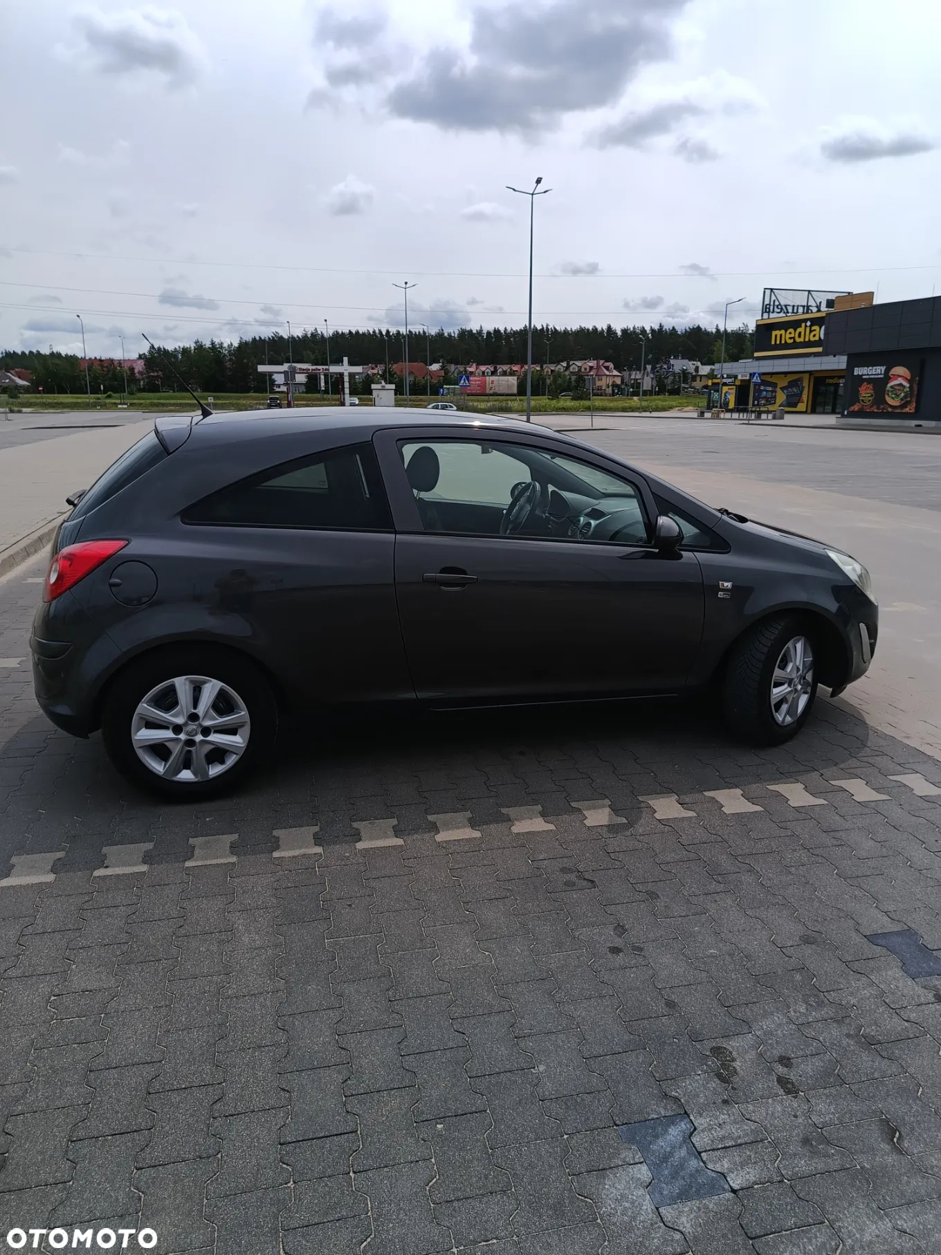 Opel Corsa 1.4 16V 150 Jahre - 6