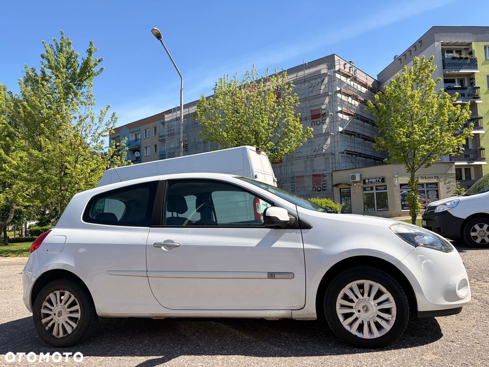 Renault Clio 1.2 16V Extreme Quickshift - 3