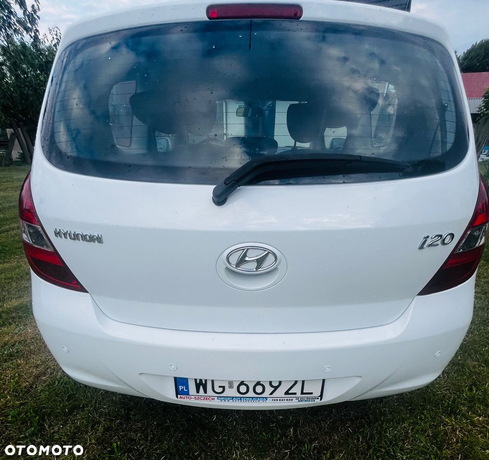 Hyundai i20 1.2 Classic + - 8