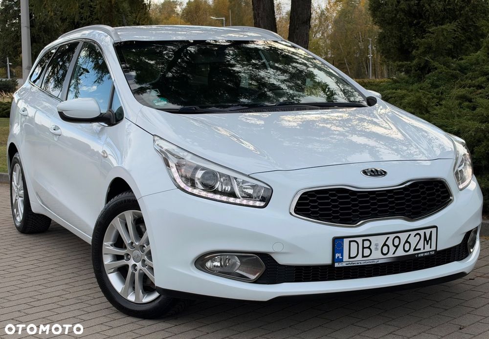 Kia Ceed 1.4 CVVT Dream Team Edition - 19