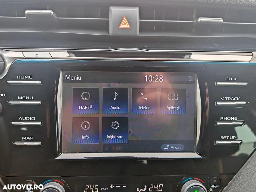 Toyota Camry 2.5 Hybrid Business - 25