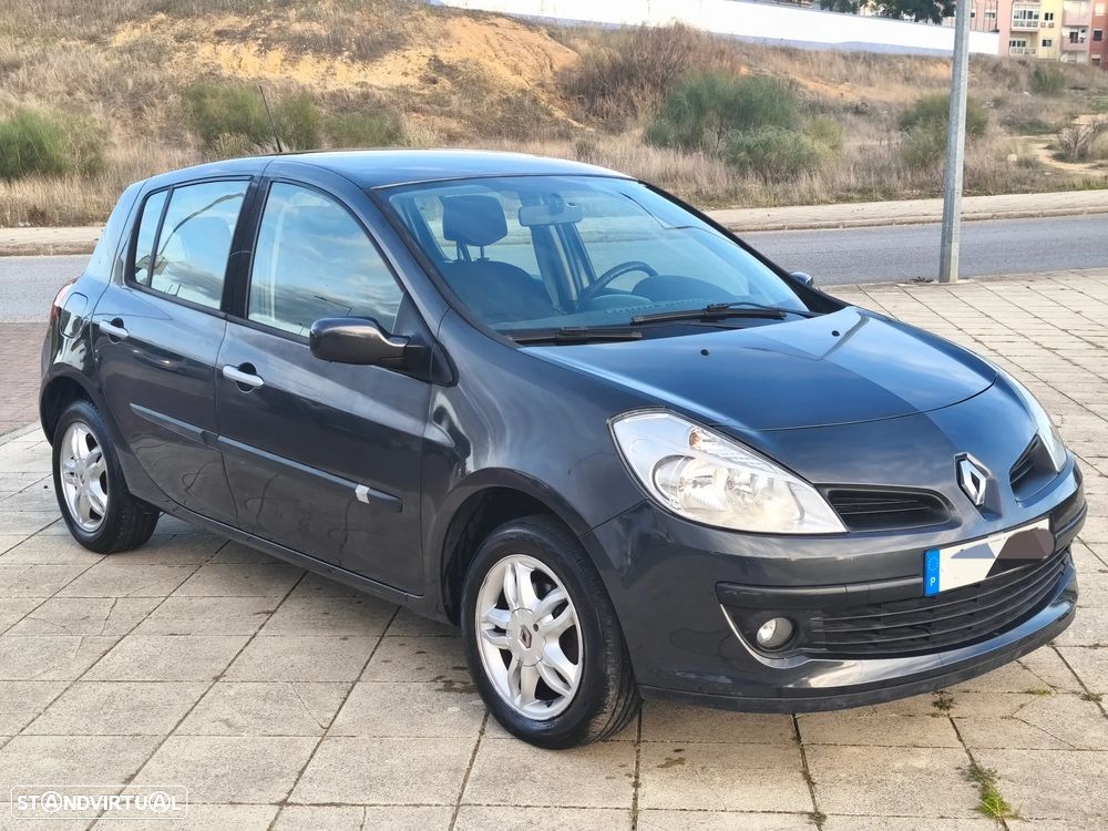 Renault Clio 1.2 16V Dynamique - 1