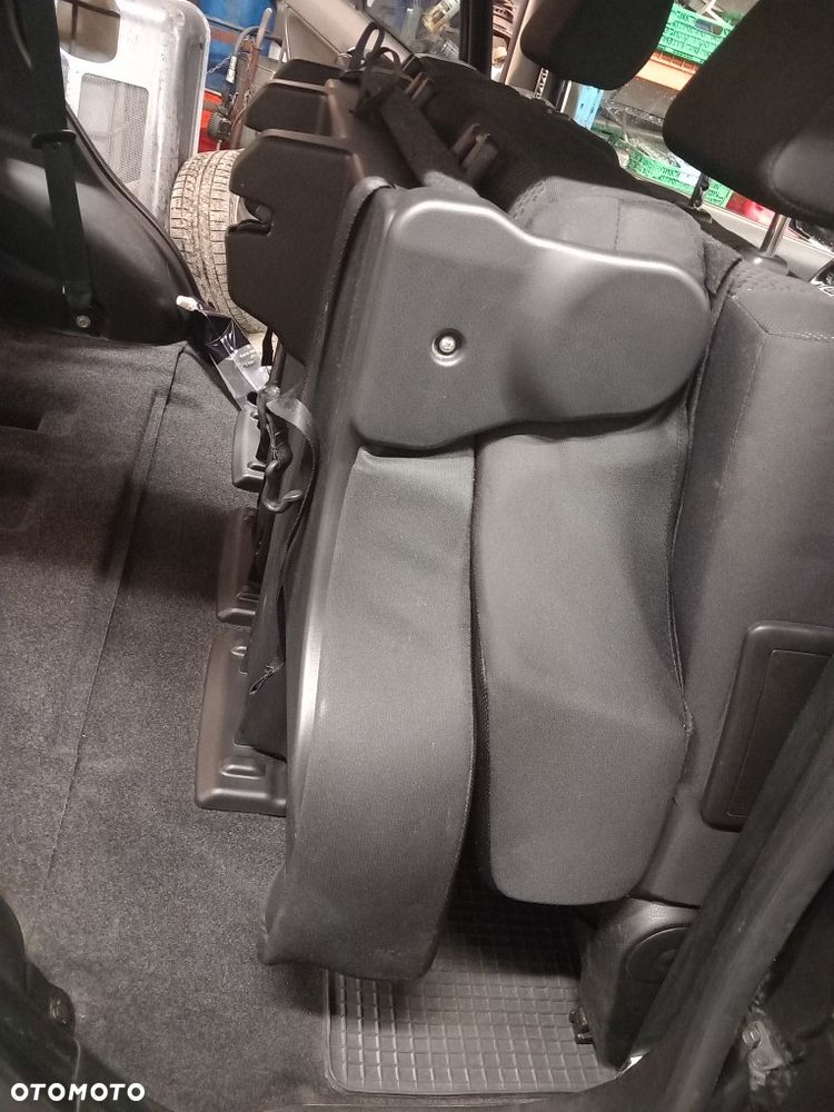 Suzuki Grand Vitara 1.9 DDiS - 9