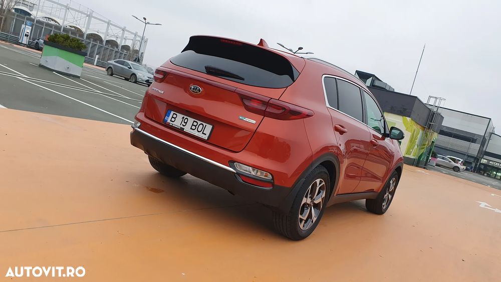 Kia Sportage 1.6 DSL MHEV 7DCT HP 4x2 Style - 31