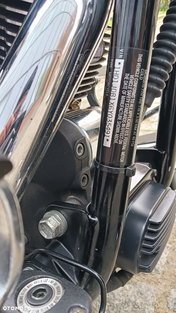 Harley-Davidson Softail Deluxe - 37