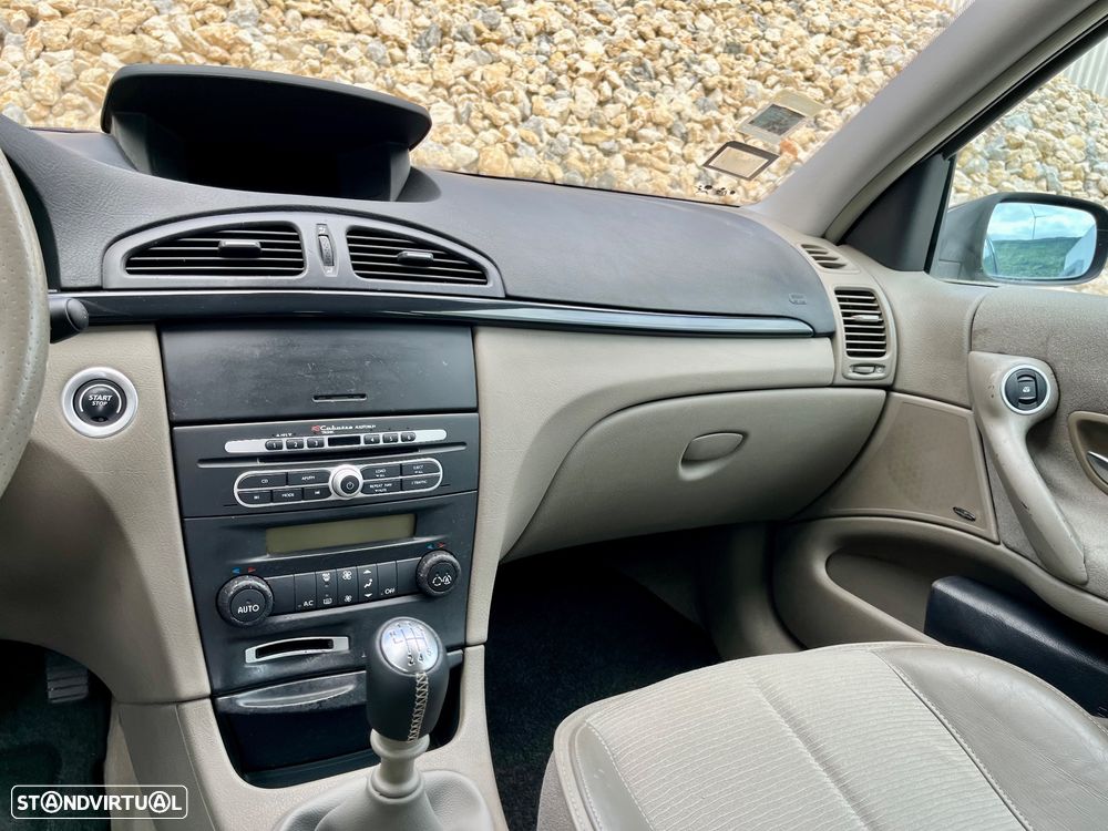 Renault Laguna Break 1.9 dCi Privilège - 25
