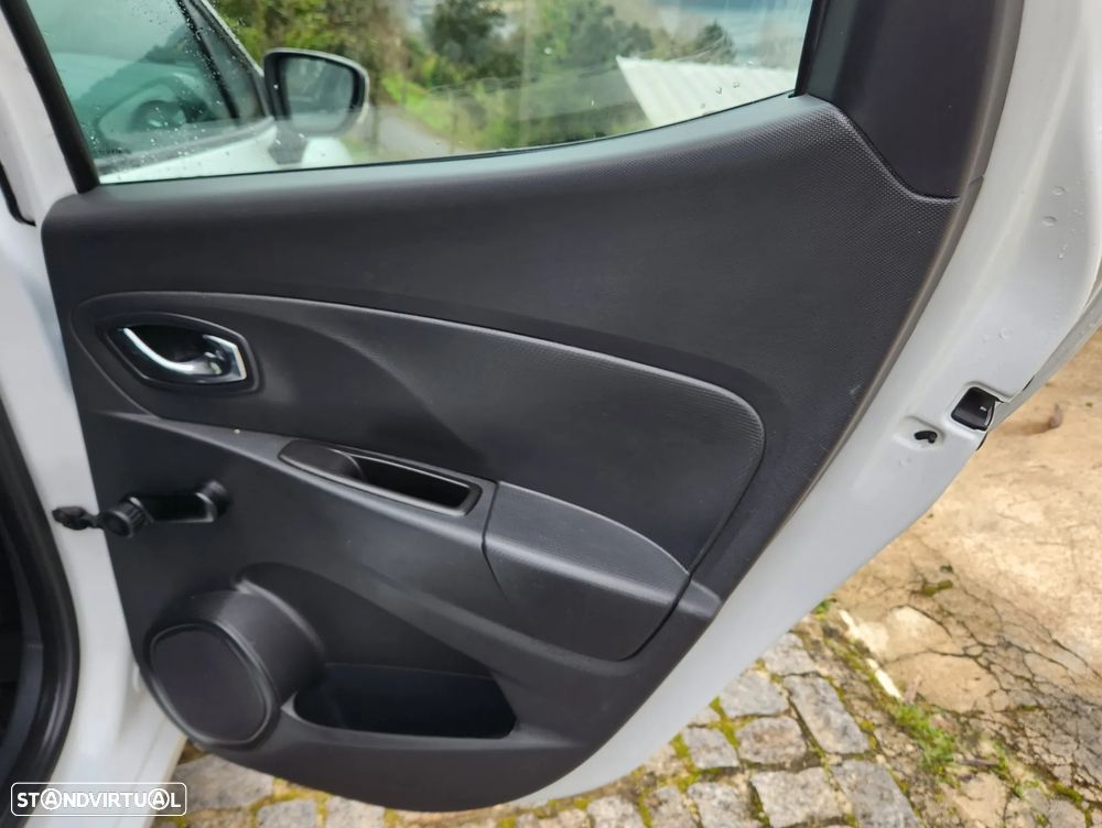 Renault Clio 0.9 TCE Limited - 18