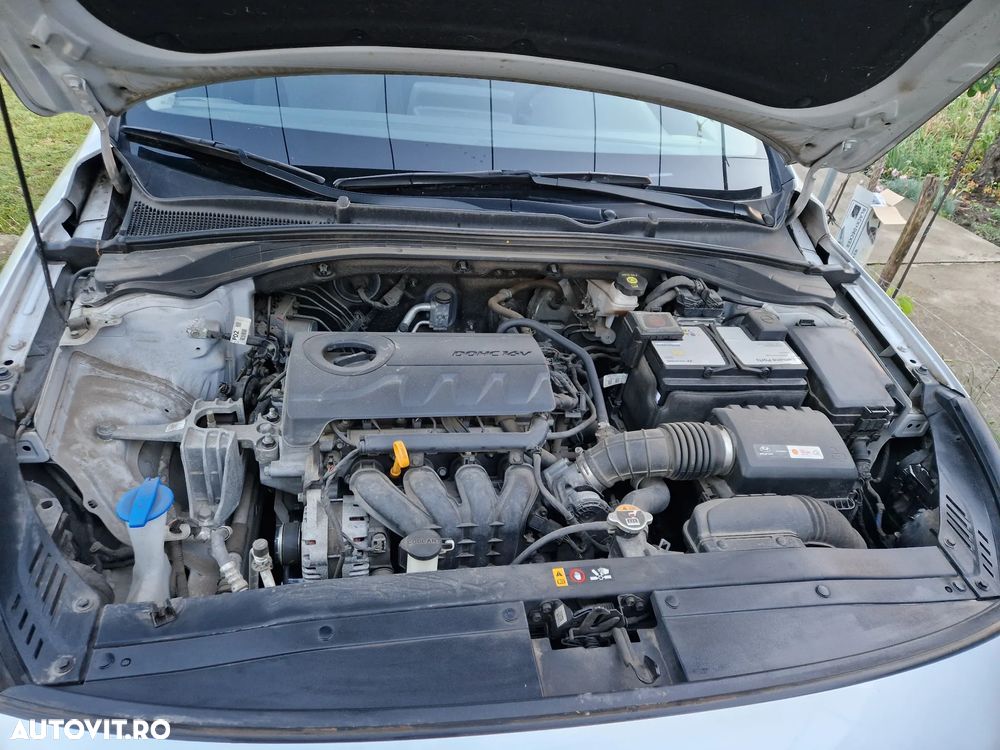 Hyundai i30 1.4 100CP 5DR M/T Highway - 26
