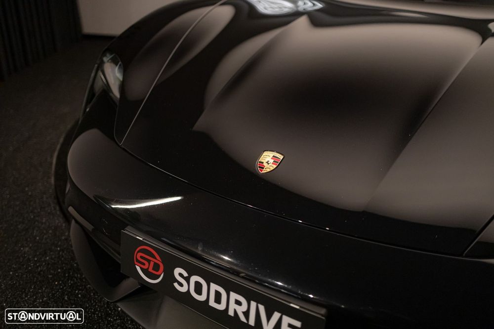 Porsche Taycan Turbo - 42