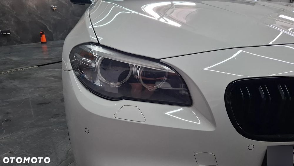 BMW Seria 5 520d Touring Sport-Aut - 10