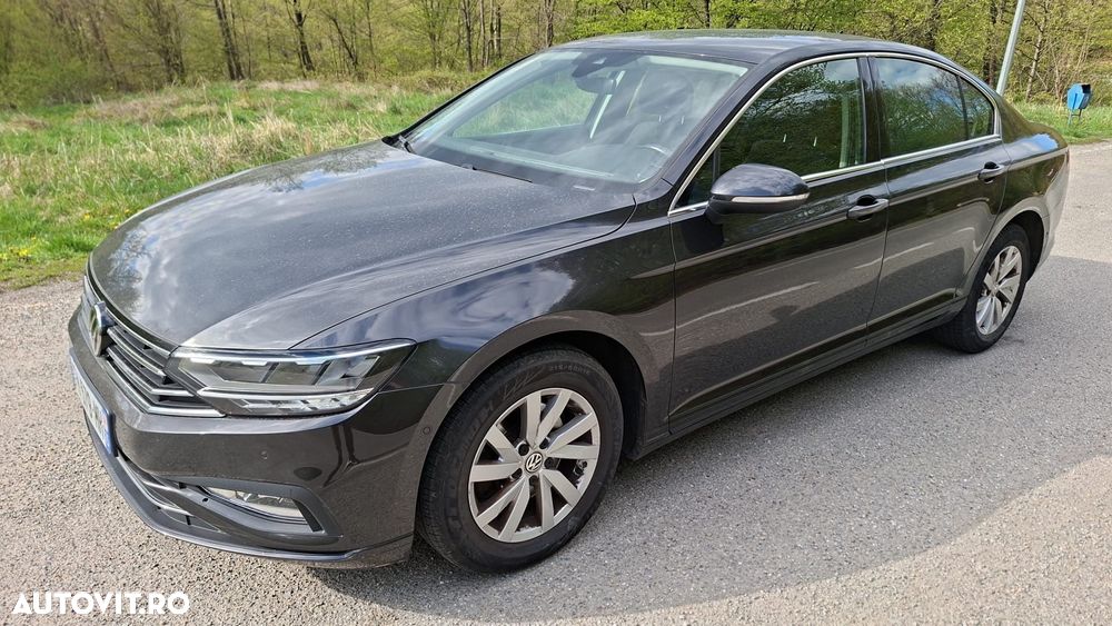 Volkswagen Passat 1.6 TDI SCR DSG Comfortline - 9