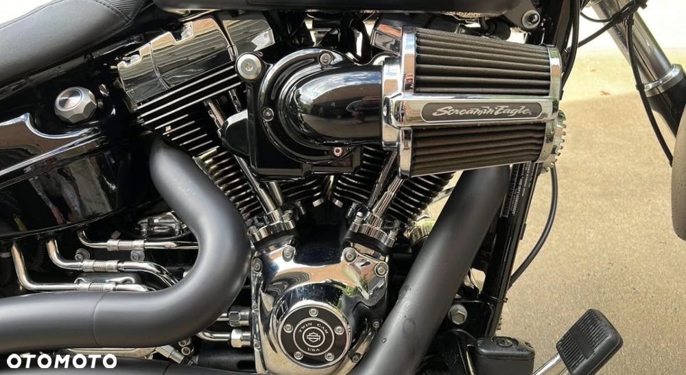 Harley-Davidson FXSB Breakout - 12