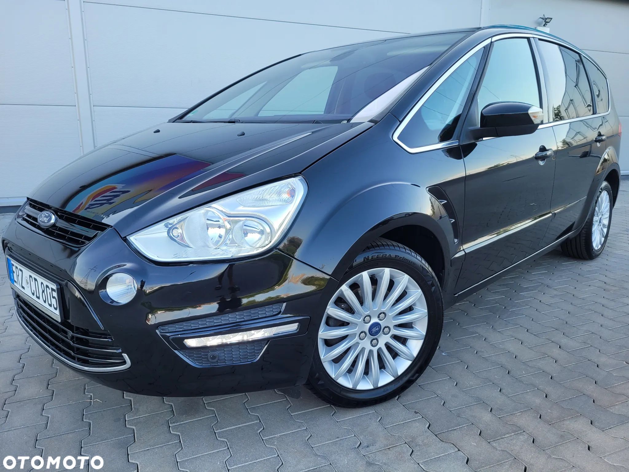 Ford S-Max 1.6 TDCi DPF Start Stopp System Titanium - 1