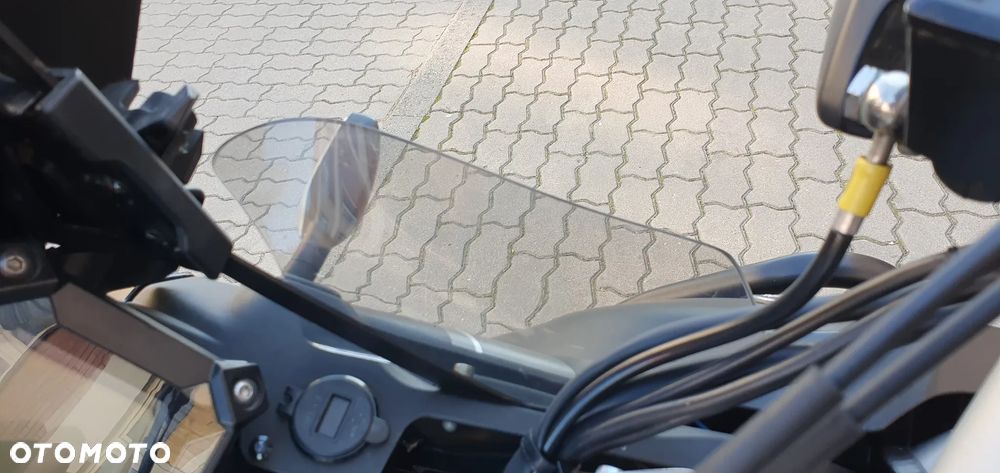 Yamaha Super Tenere - 21