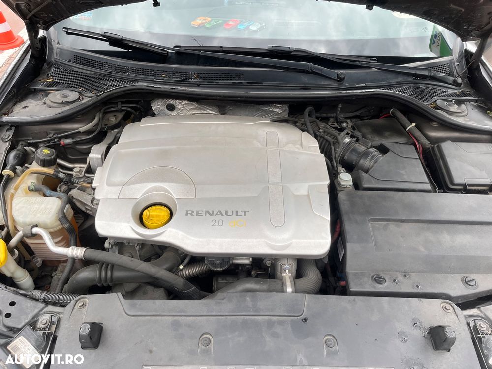Renault Laguna - 13