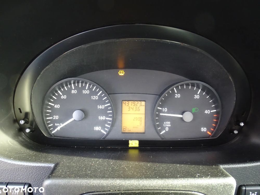 Mercedes-Benz SPRINTER - 26