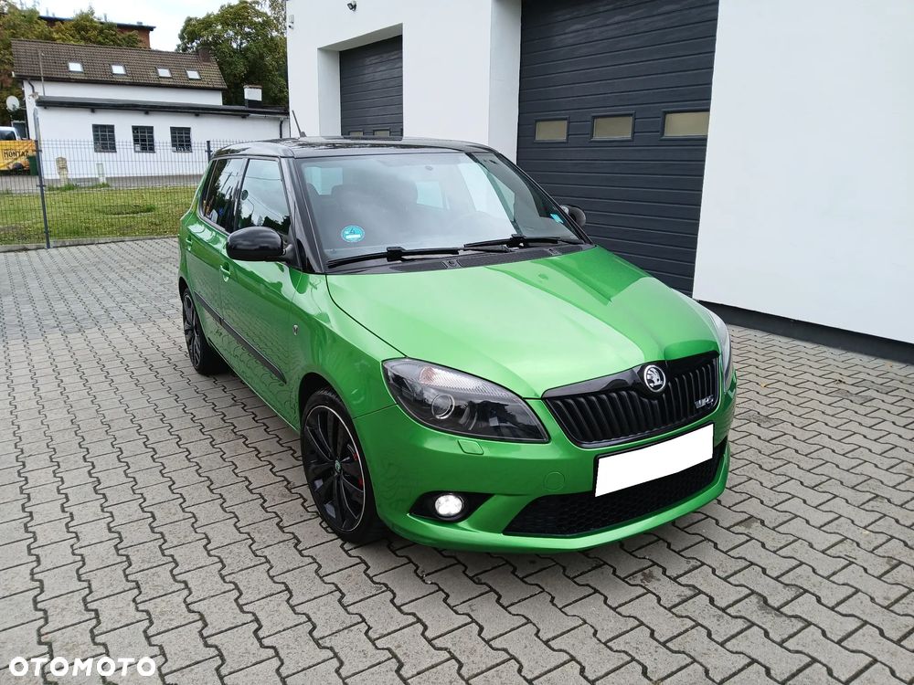 Skoda Fabia 1.4 TSI DSG RS - 8