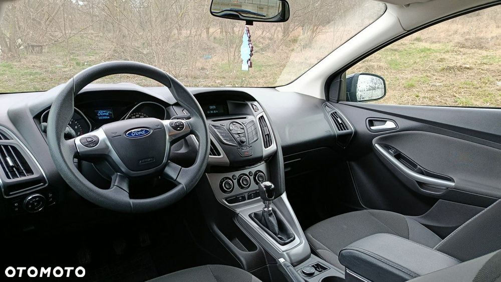 Ford Focus - 14