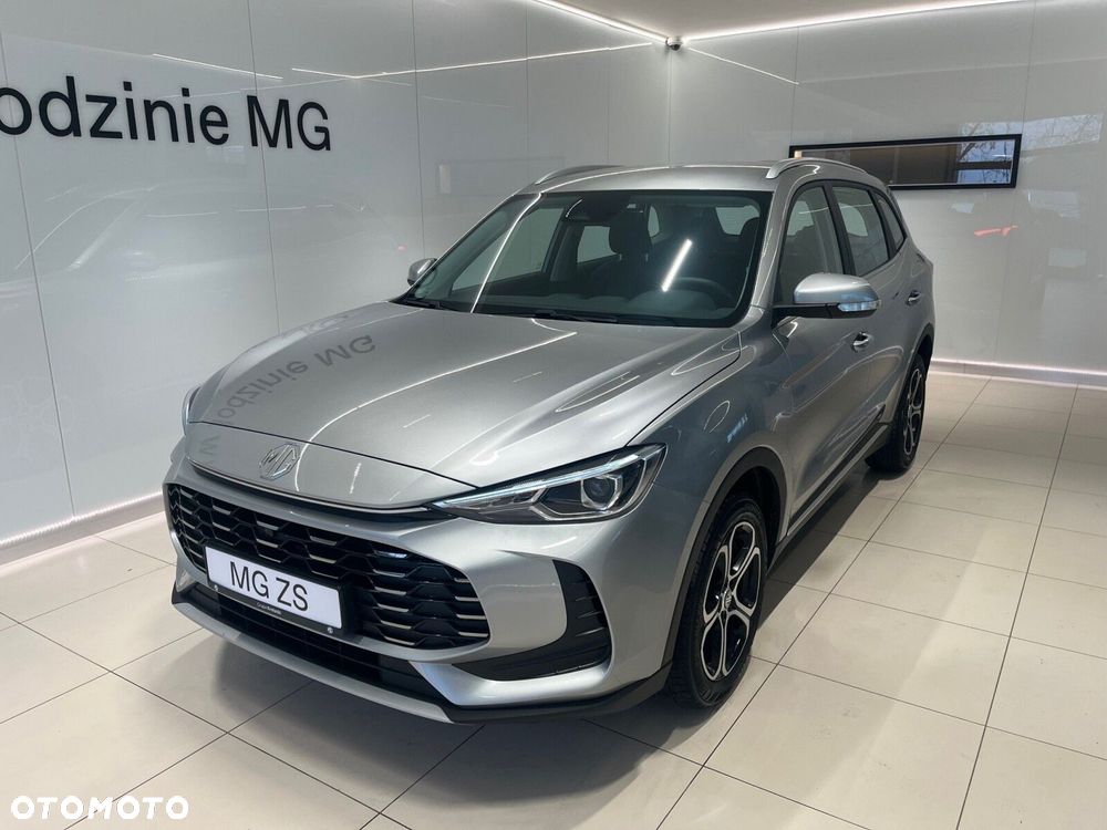 MG ZS Hybrid+ - 4