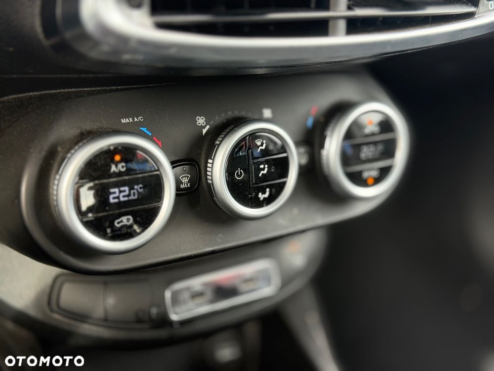 Fiat 500X Dolcevita 1.0 FireFly Turbo 4x2 S&S Sport - 16