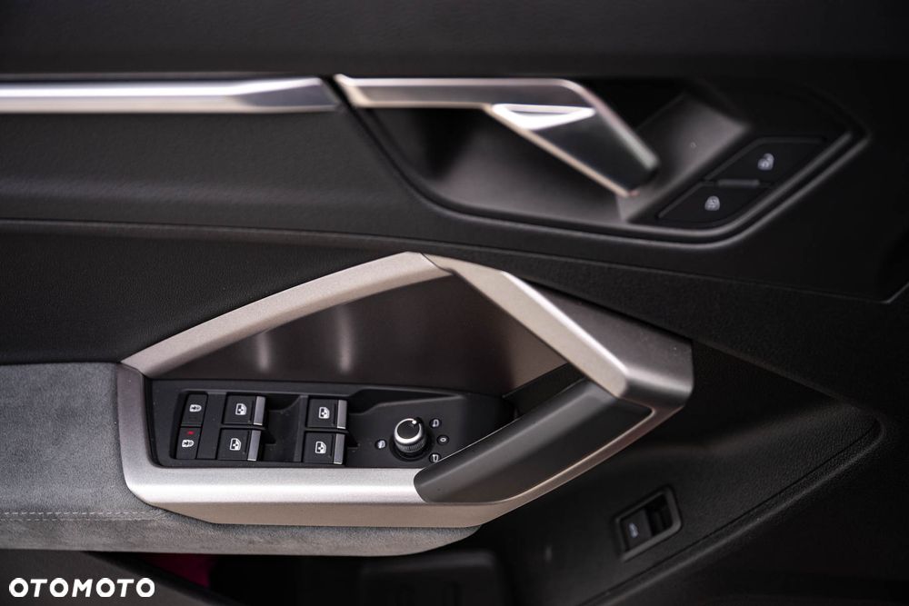 Audi Q3 35 TFSI mHEV S-Line S tronic - 13