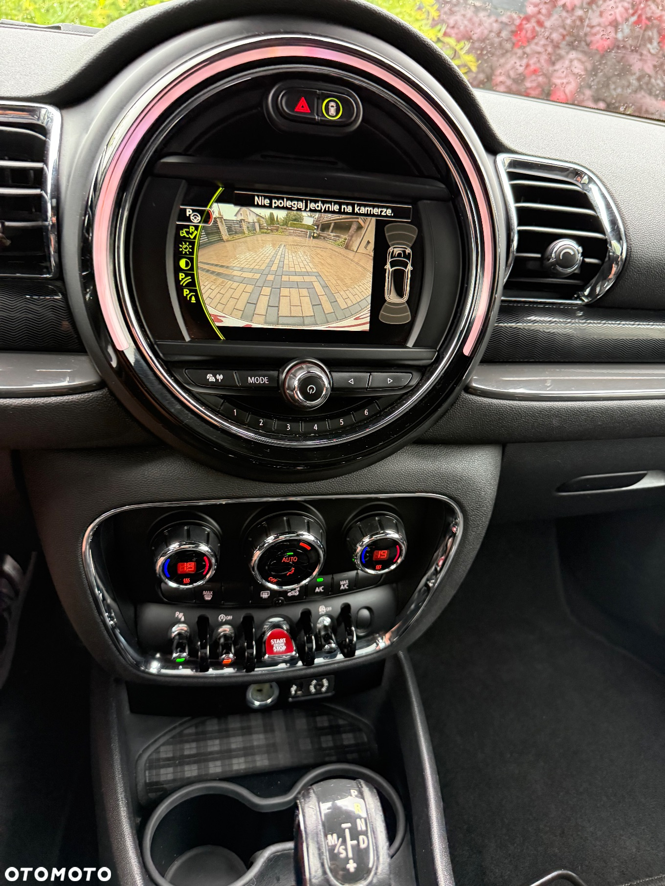 MINI Clubman Cooper D Essential Trim - 19
