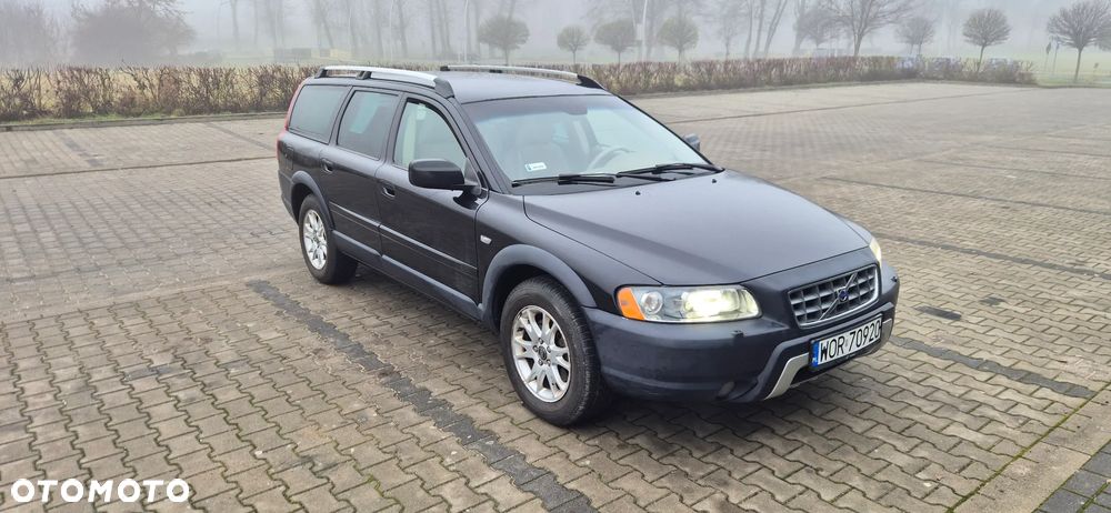 Volvo XC 70 D5 AWD Summum - 4